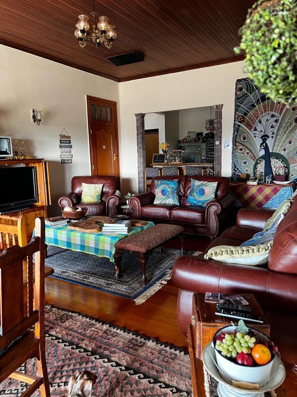 Bleu Bird Guesthouse เดอร์บัน ภายนอก รูปภาพ